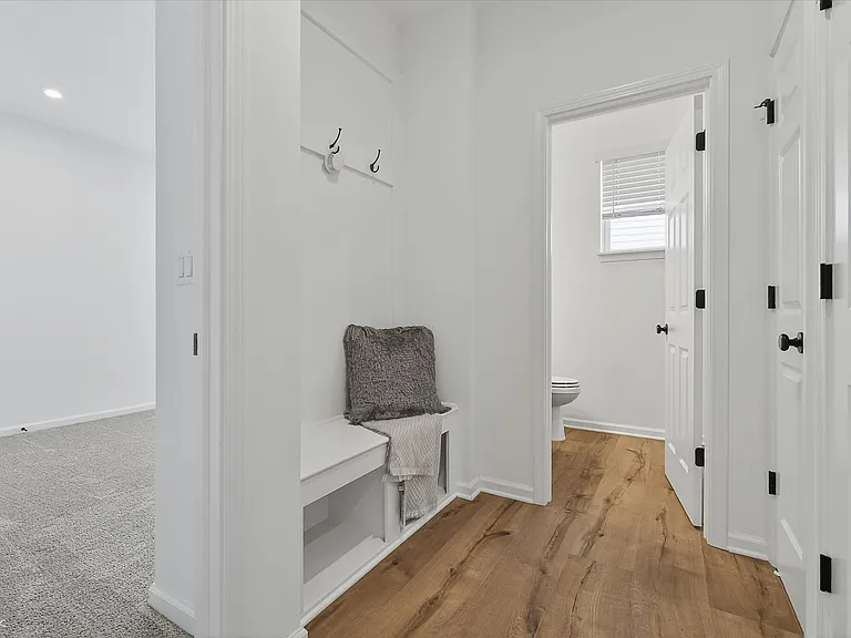 20374 N Pacific Ave — Photo 12