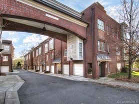 100 N Laurel Ave, Charlotte, NC