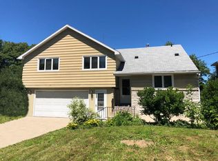 1207 6th St SW, Rochester, MN 55902