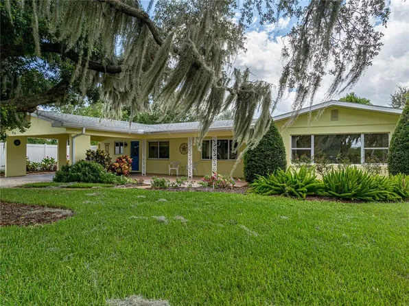 210 LAKE ROY DRIVE, WINTER HAVEN, FL 33884