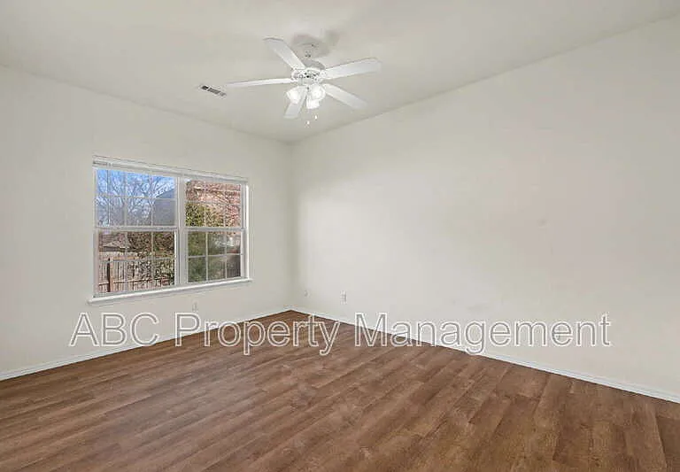 3006 SW Deerfield Blvd #2 — Photo 11