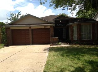 2202 Secretariet Dr, Stafford, TX 77477