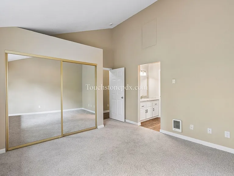 9977 SE Talbert St — Photo 20