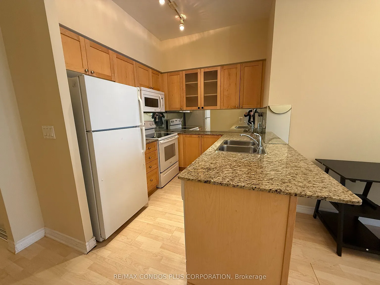 1 bed, $2,500 — Photo 3