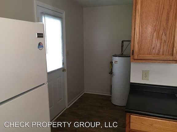 5th image of 1021 Union St