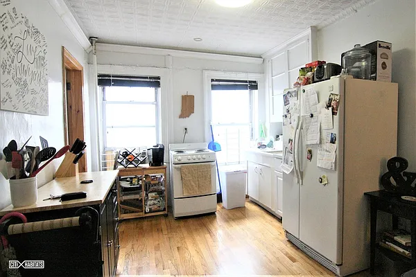 Rented by Citi Habitats | media 28