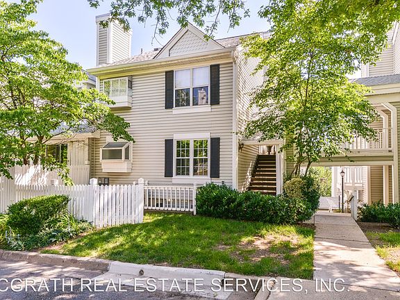 2nd image of 2905-C S Woodley St #3