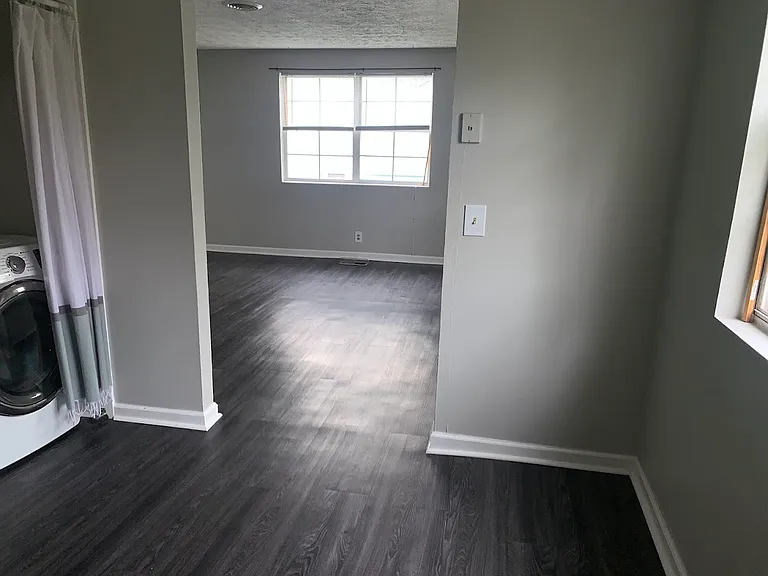 2311 Oak Ct — Photo 5