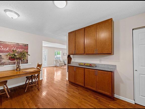 4th image of 13223 Delft Dr