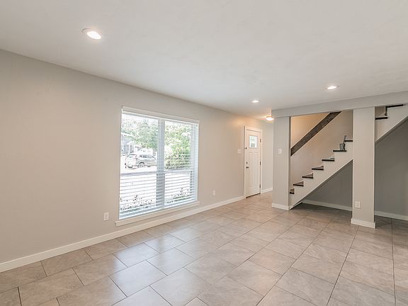 5th image of 1206 Quill Dr