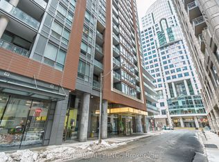 8 Mercer St #405, Toronto, ON M5V 0C4