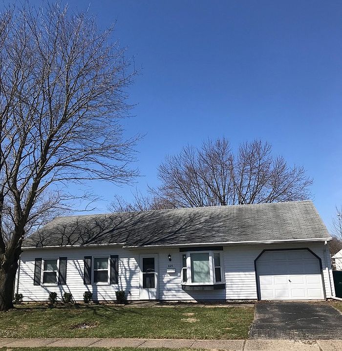 1st image of 825 Plumwood Dr
