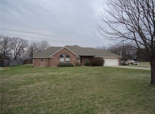 100 Blue Bonnet Cir, Justin, TX 76247