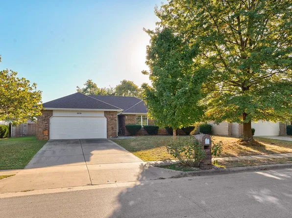 5038 S Red Oak Street, Battlefield, MO 65619