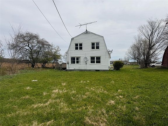4th image of 129 Hogsback Rd