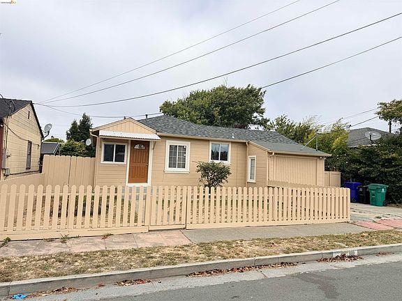 3rd image of 787 34th St