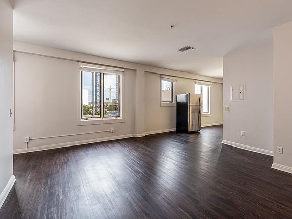 3rd image of 1041 6th Ave APT 304