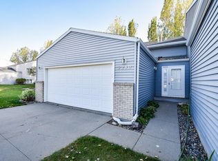 3240 30th Ave S, Fargo, ND 58103
