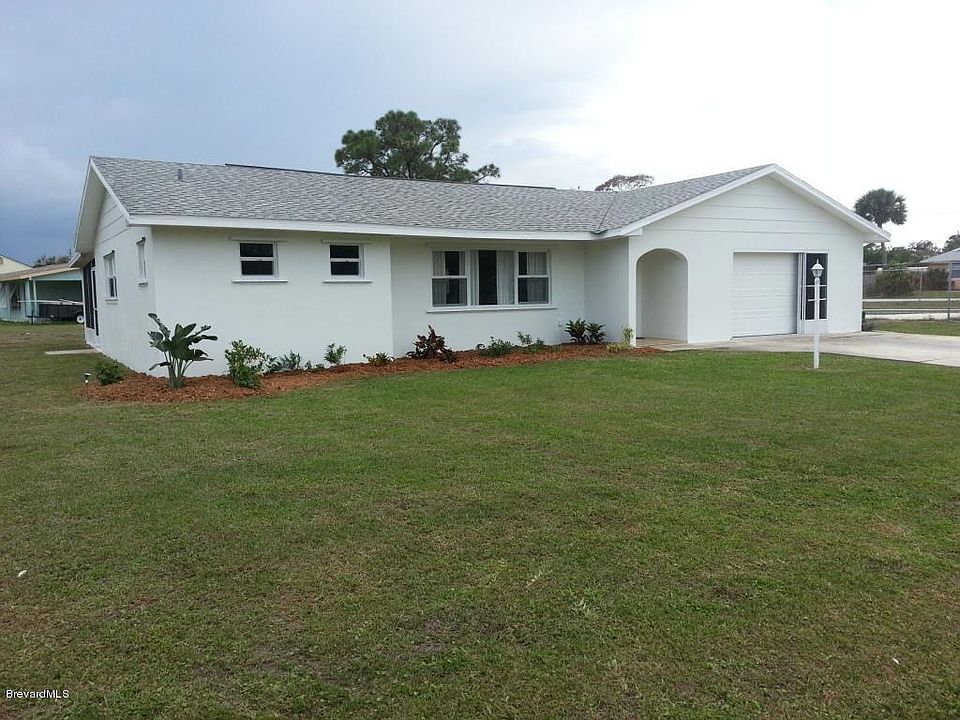 1st image of 3707 S Palm Dr