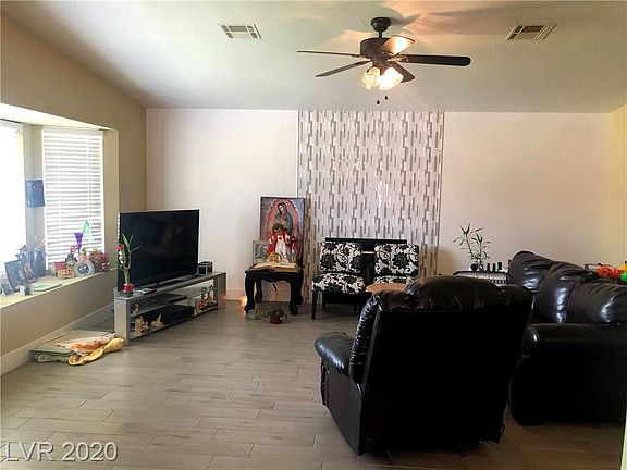 4th image of 3769 Full Moon Dr