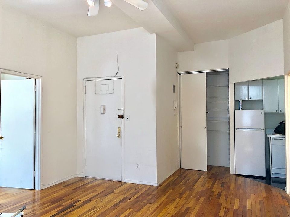 1st image of 105 5th Ave APT 8C