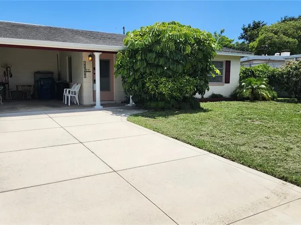 10904 115th Ave, Seminole, FL 33778