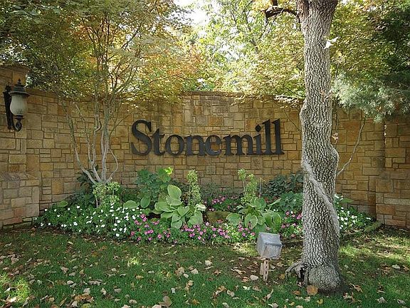 5th image of 3915 Old Forest Ln Lot 5