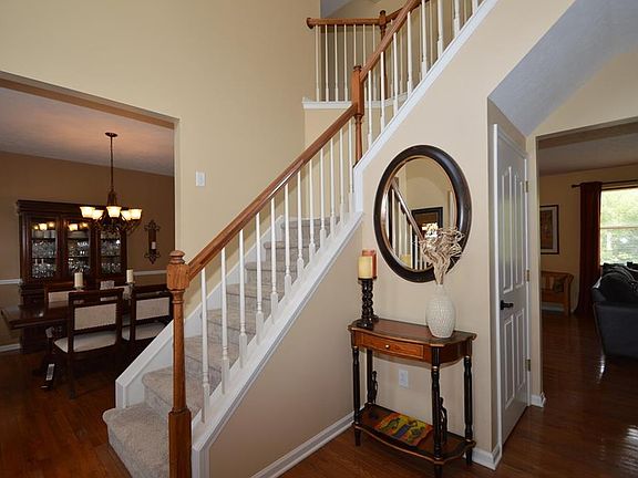 5th image of 6223 Welker Dr