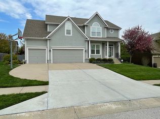 8516 NE 99th Ter, Kansas City, MO 64157
