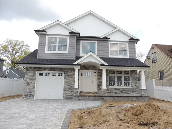 3501 Lufberry Avenue, Wantagh, NY 11793