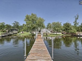 324 Lakeshore Dr, Leesville, SC 29070