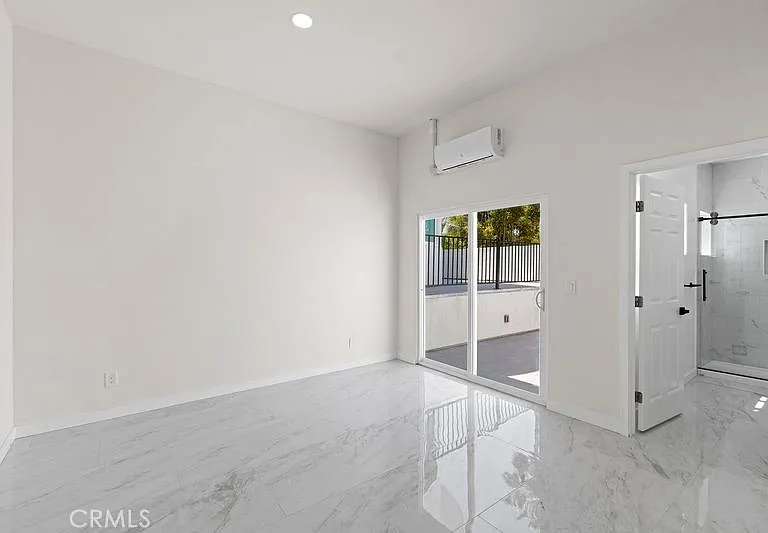 1580 San Bernardino Pl — Photo 19