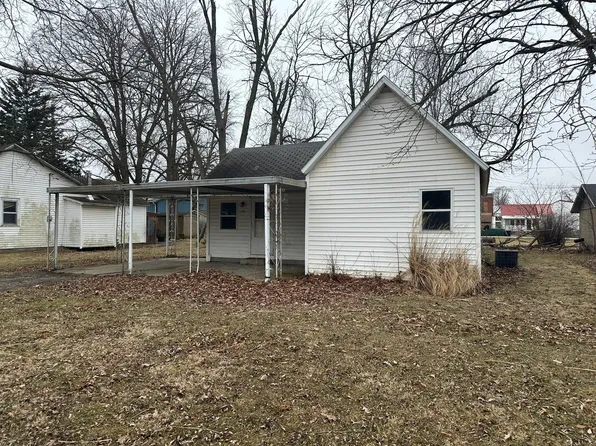 115 N Iowa St, Atwood, IL 61913