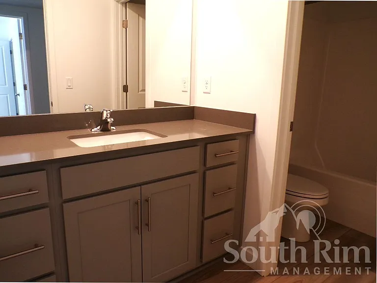 660 W Frost St #1 — Photo 6