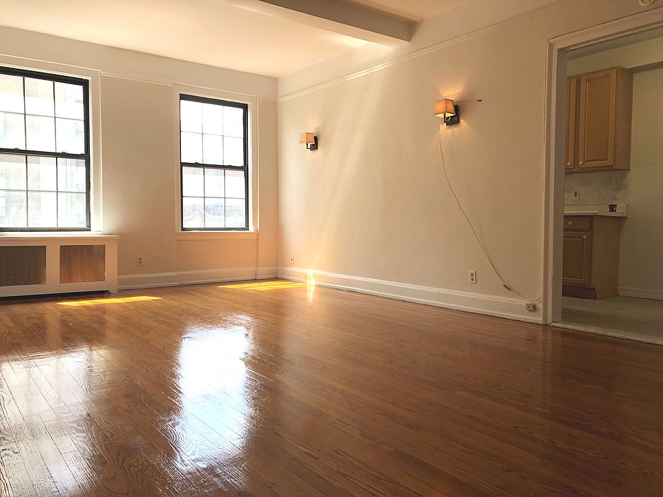 1st image of 175 W 76th St #8E