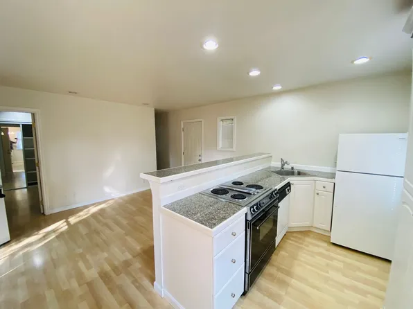 4617 Fowler Ave APT 3, Everett, WA 98203