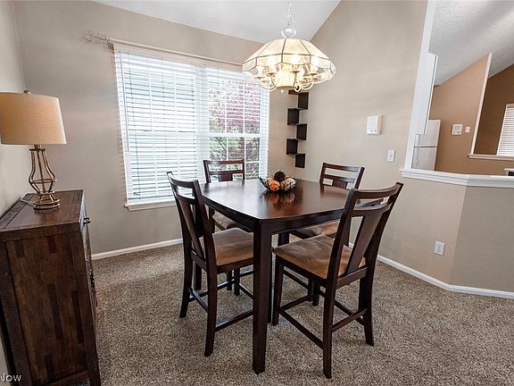 5th image of 311 Vista Cir