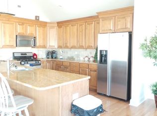 7 Neptune Dr, Somers Point, NJ 08244