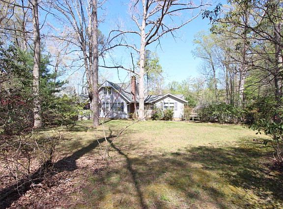 5th image of 94 Lake Dr