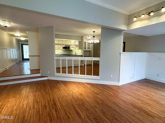 5th image of 103 W Avenue A