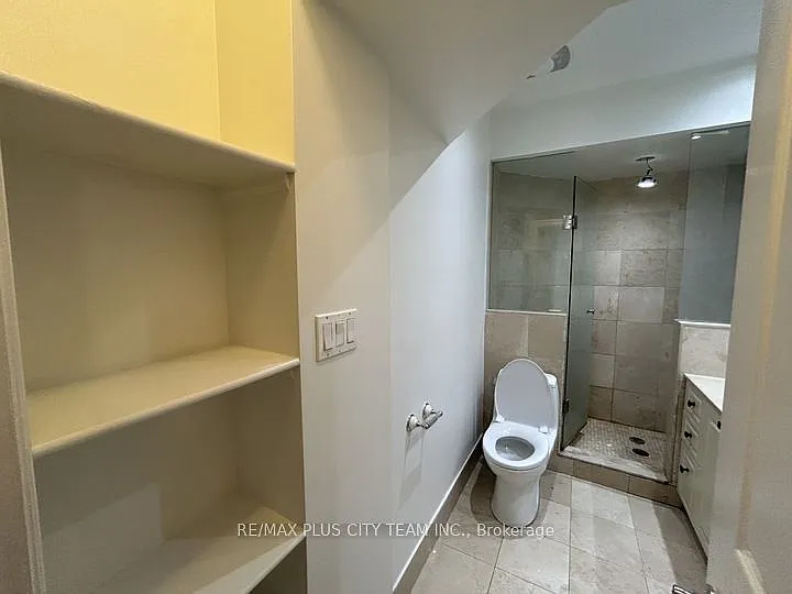 1745 Bathurst St #1 — Photo 10