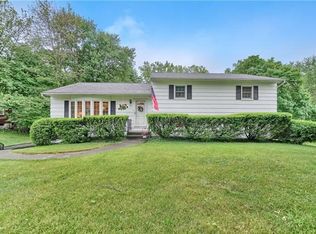 85 Coach Ln, Newburgh, NY 12550
