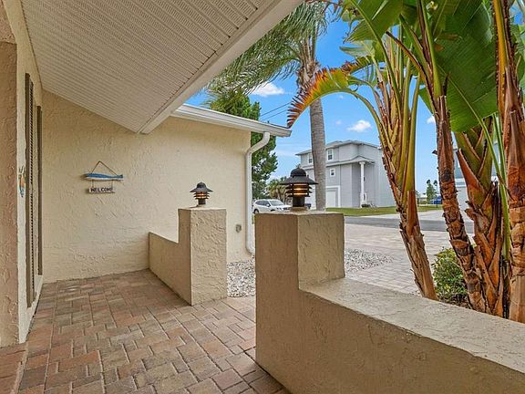 2nd image of 4383 Biscayne Dr