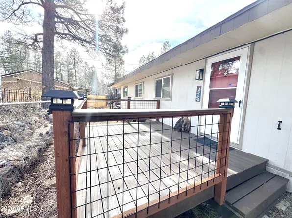 45 E Fairlane Road, Munds Park, AZ 86017