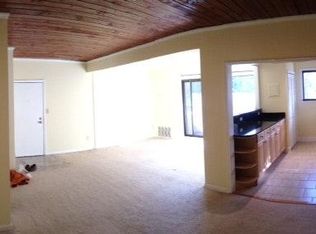 55 Skyhill Rd APT 301, Alexandria, VA 22314