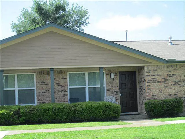 Village of Kaufman — Photo 4