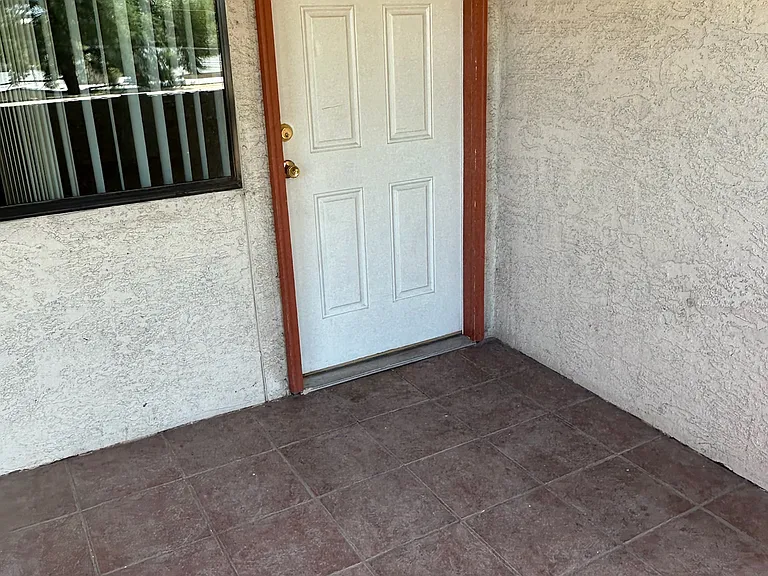 Condo entrance, 2nd floor