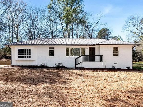 51 Lake St, Jefferson, GA 30549