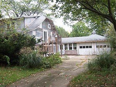 1st image of 10276 Mahoning Ave