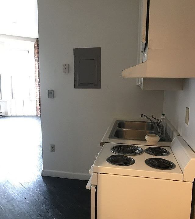 1st image of 114 W Franklin St APT 2F